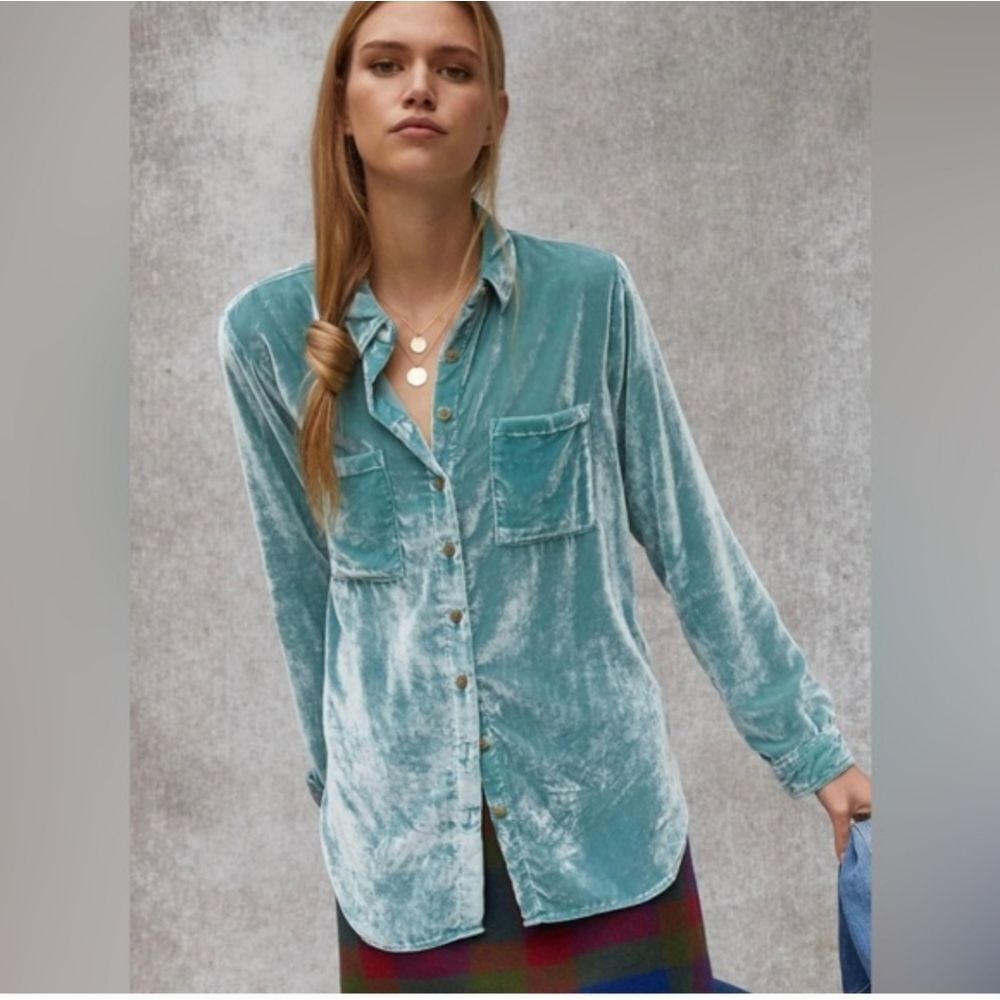 Anthropologie Pilcro Mara Relaxed Velvet Button Down Shirt Teal Size 6